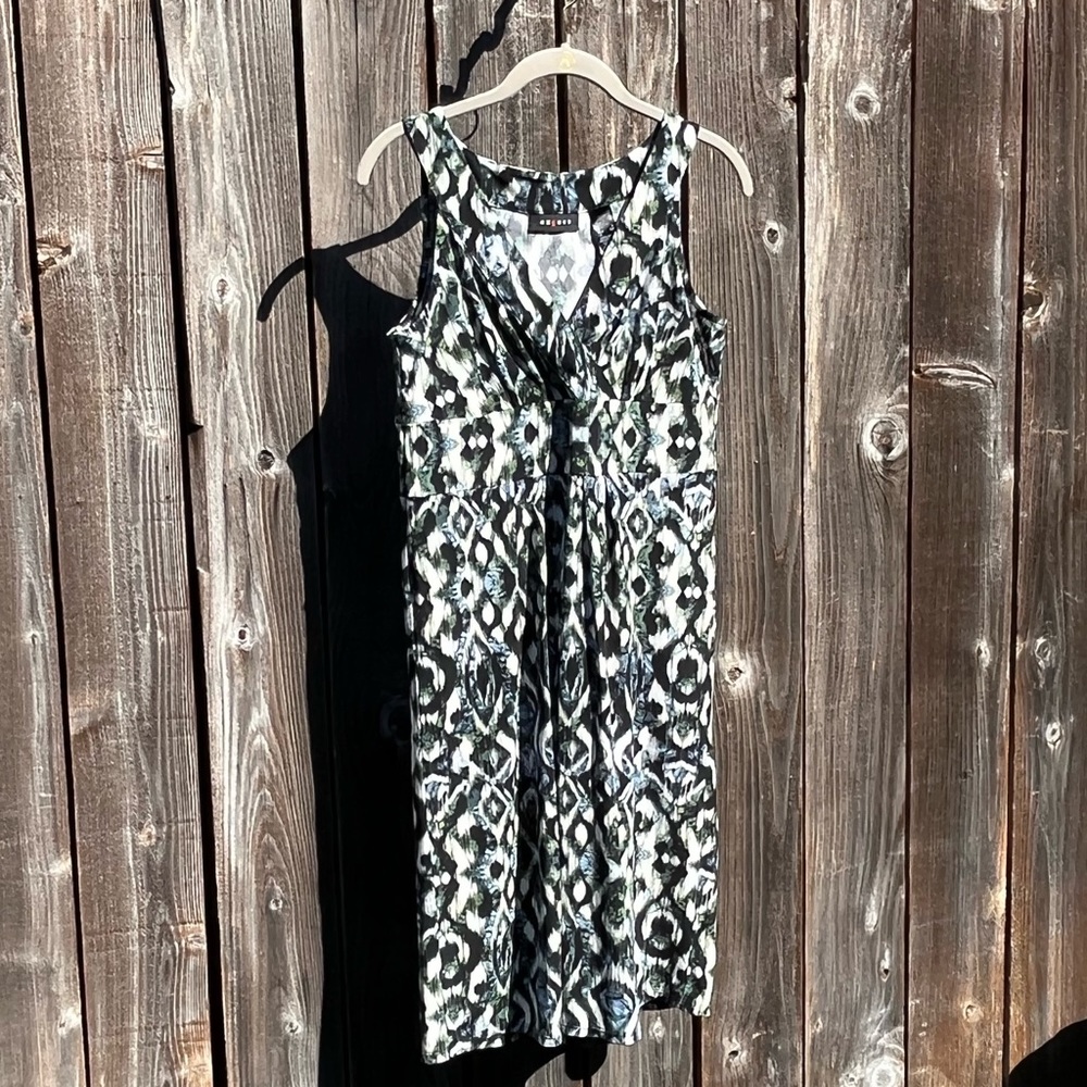 Axcess sleeveless dress size small